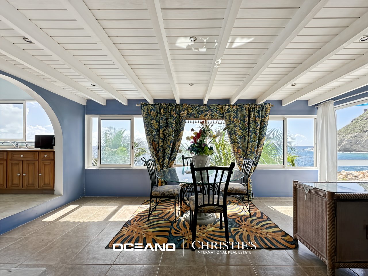 POINT BLANCHE – 5-Bedroom Villa