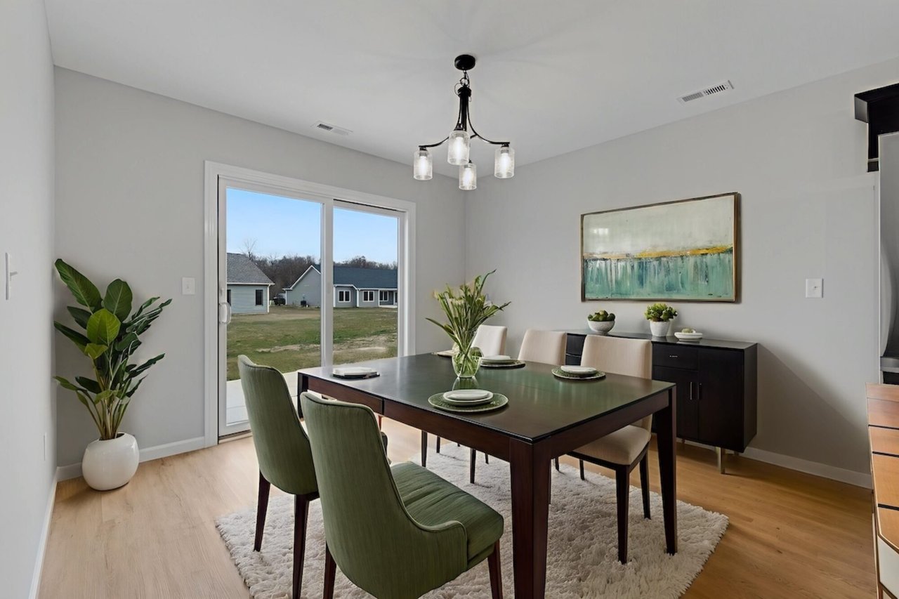 111 Sunset Dr