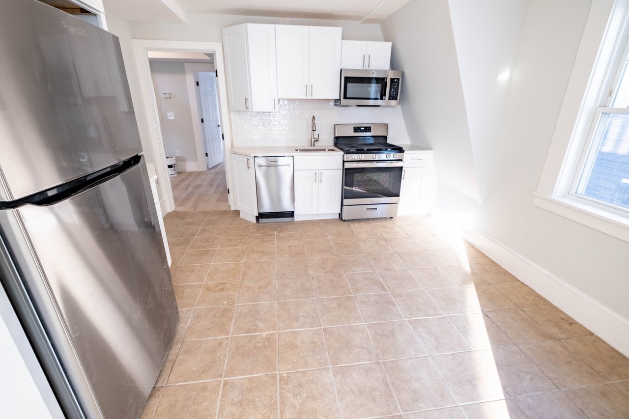 5 Kenwood St Unit 3 Somerville