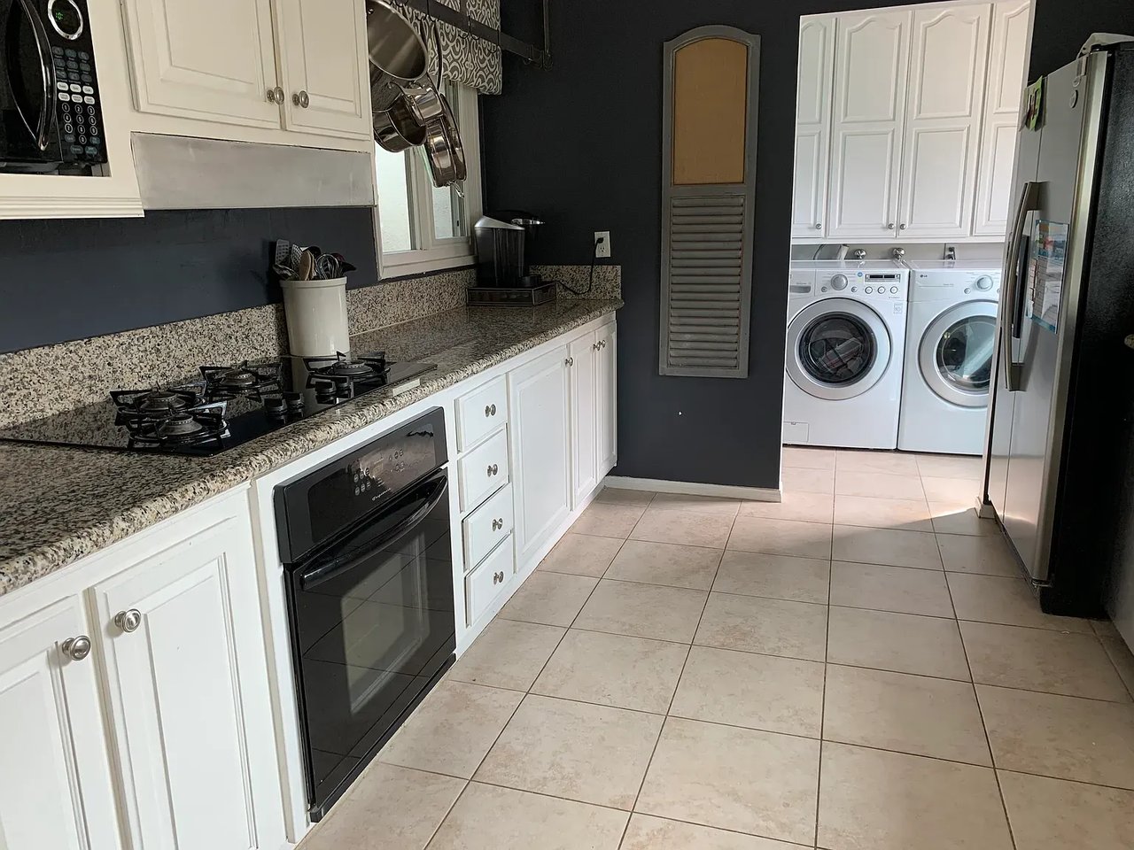 81 Hillview Ave, Ventura, CA 93003