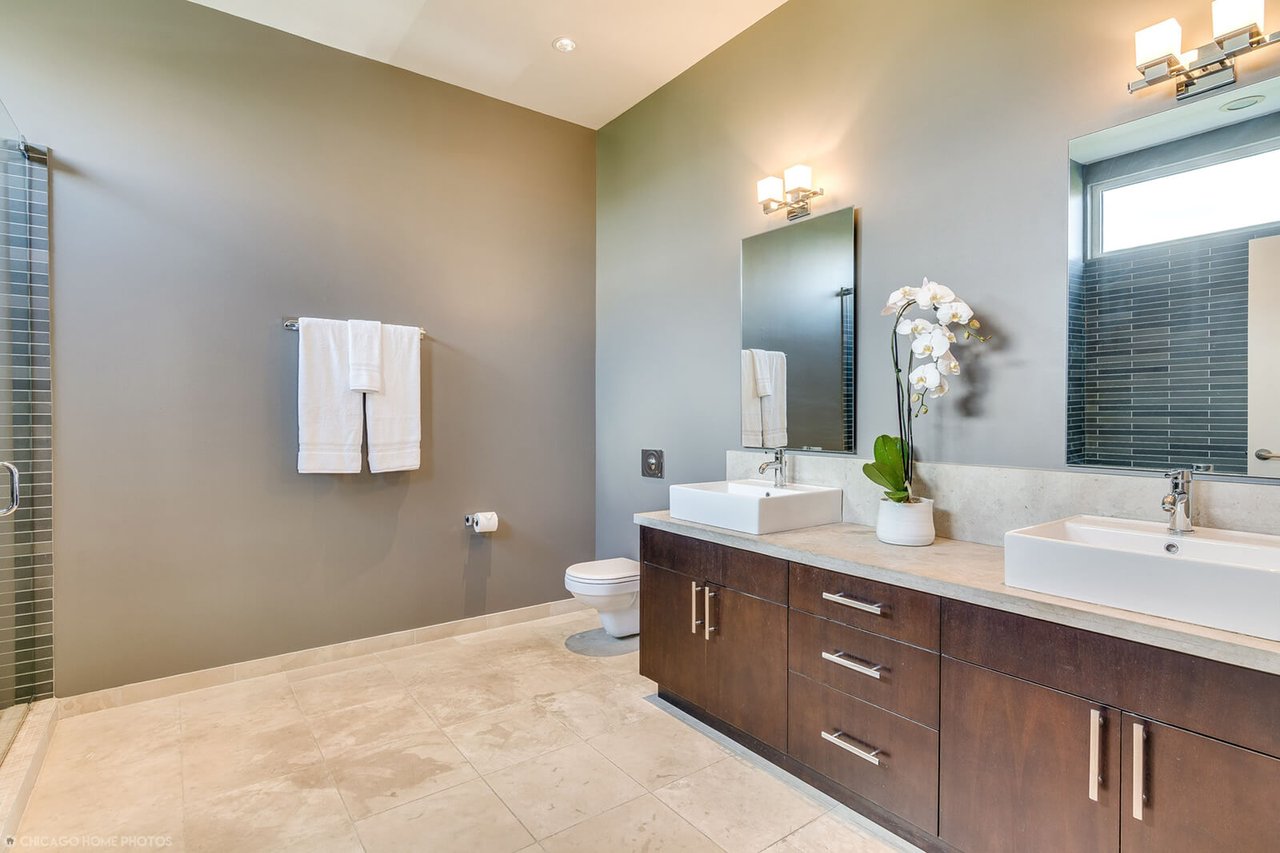 Sold | 1806 West Haddon