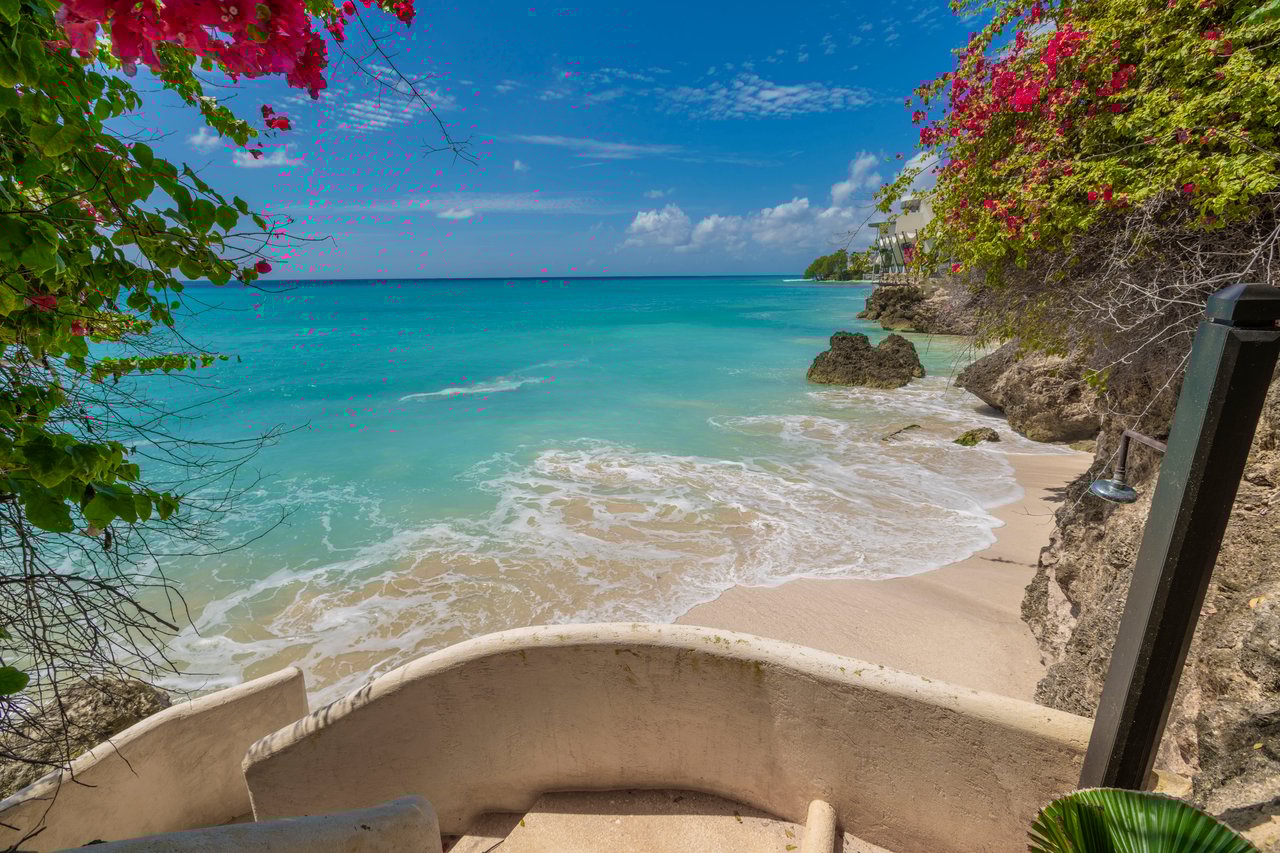 Paradise, 201 Sandy Cove