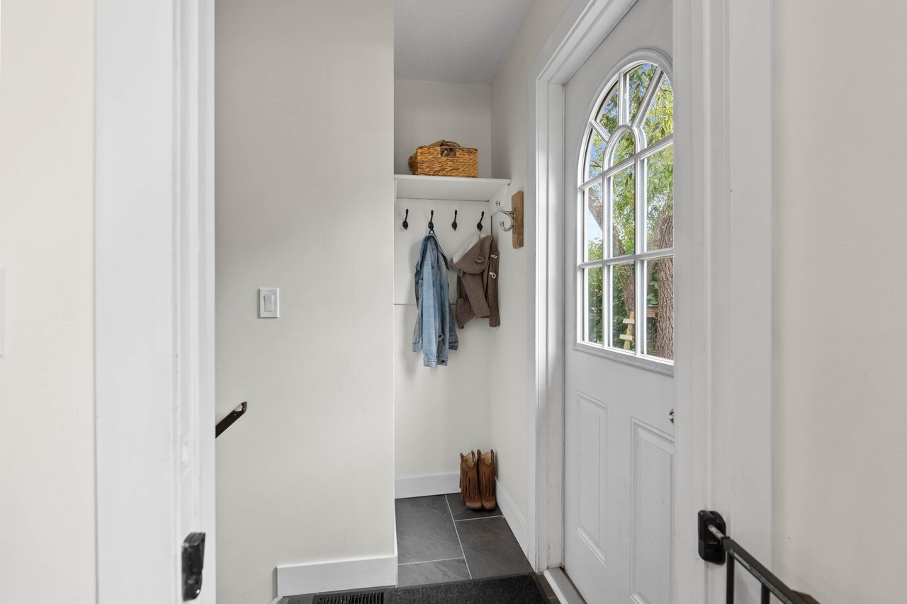 104 Thorson Crescent