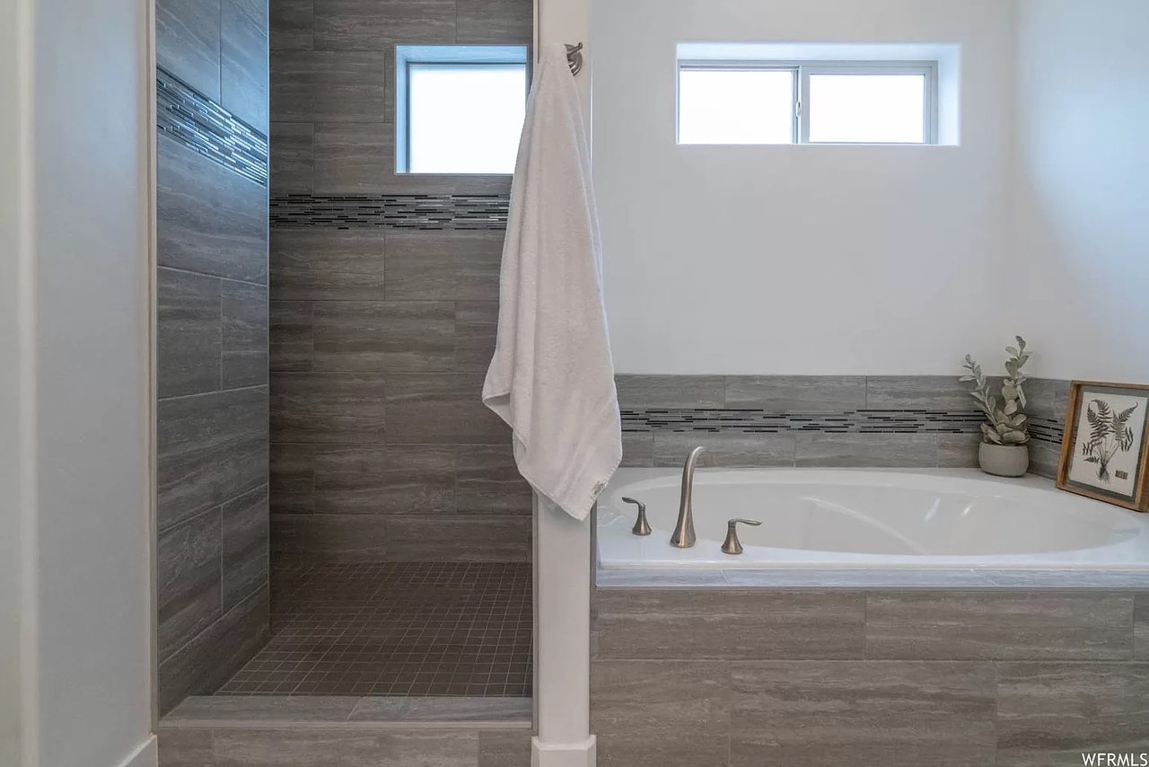 HIDEAWAY RETREAT