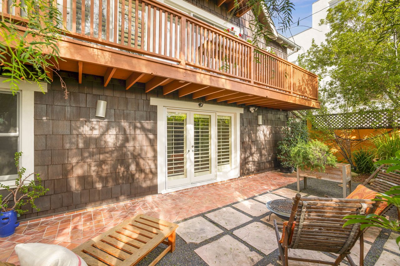 2536 Beverley Ave, Santa Monica 