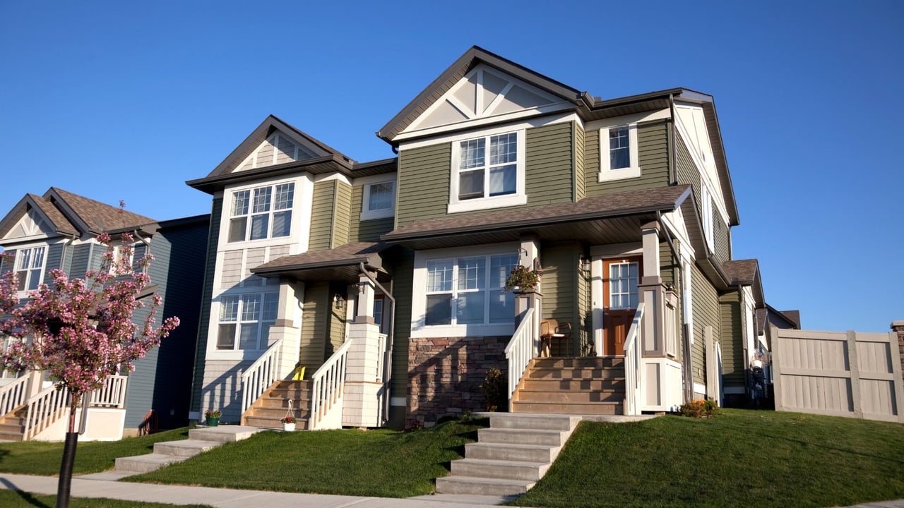Why Townhomes Are a Smart First Step Into Homeownership