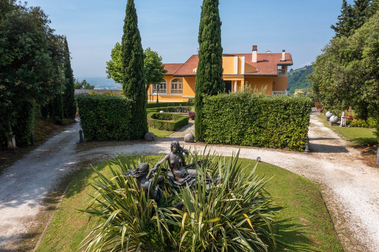 Map of Family Rental Retreat in Tuscany