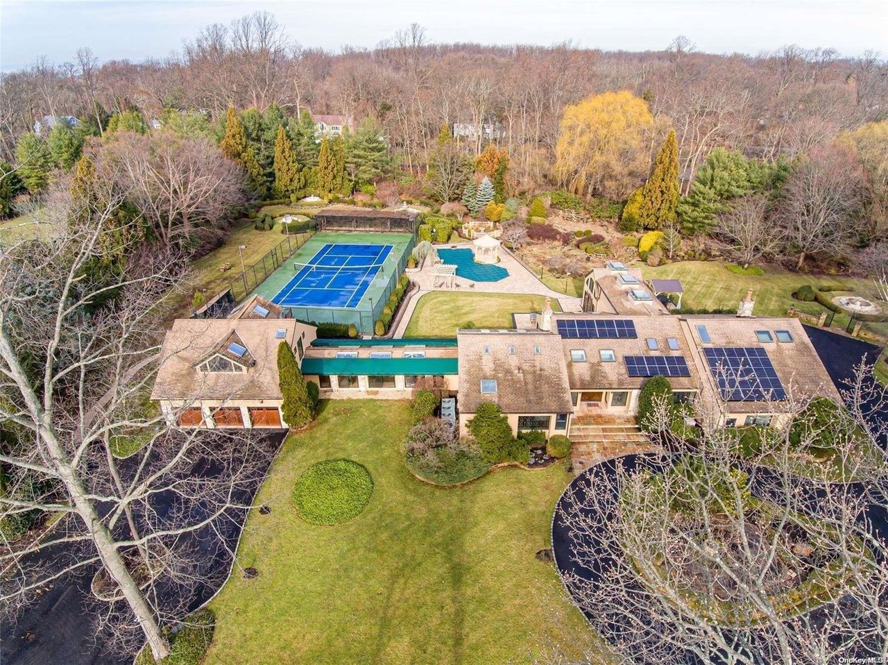4 Mallard Dr