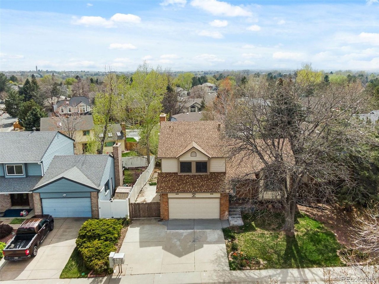 9911 Perry Ct
