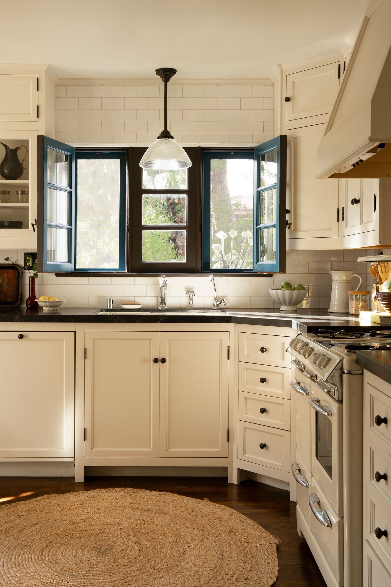 :: The Bower House, 1933 :: 