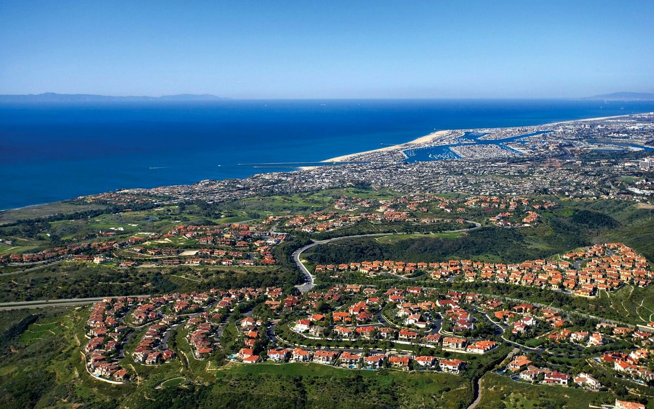 Exploring High-End Homes in Newport Coast vs Crystal Cove: Which Is Right for You?