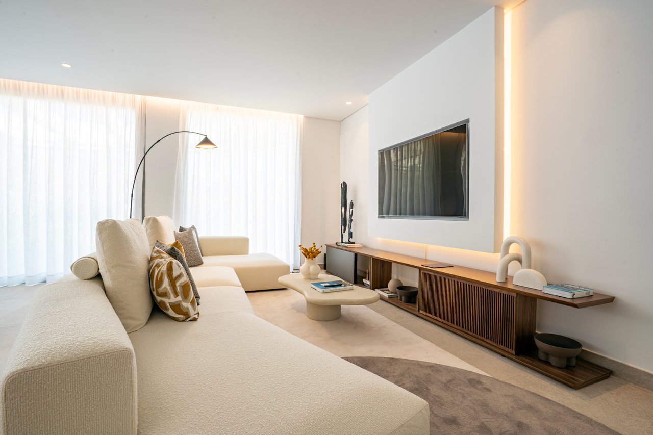 Panoramic Sea View Penthouse for Sale