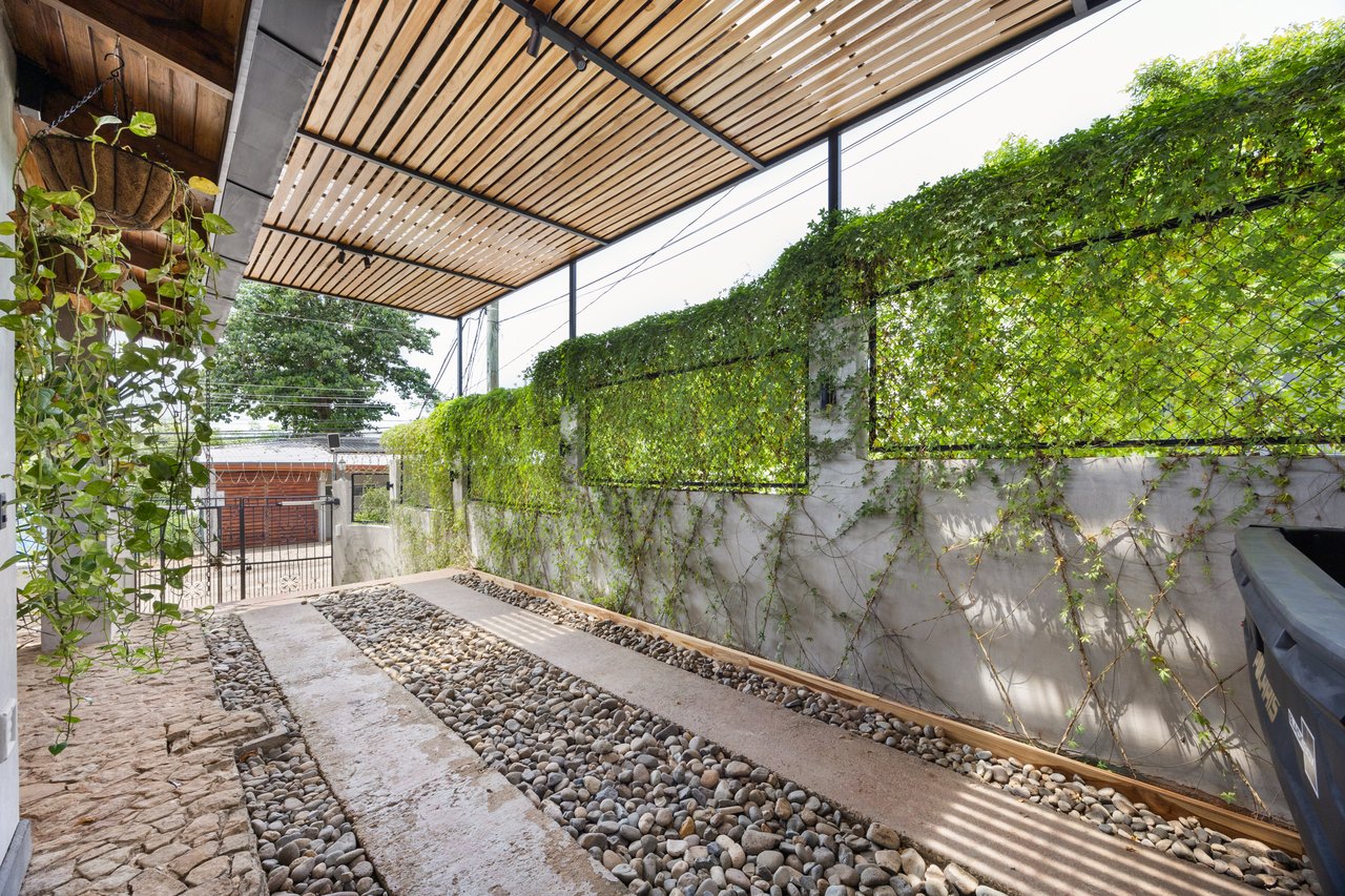 Villa Stipanov | Modern Tropical Luxury Just 5 Minutes from Tamarindo