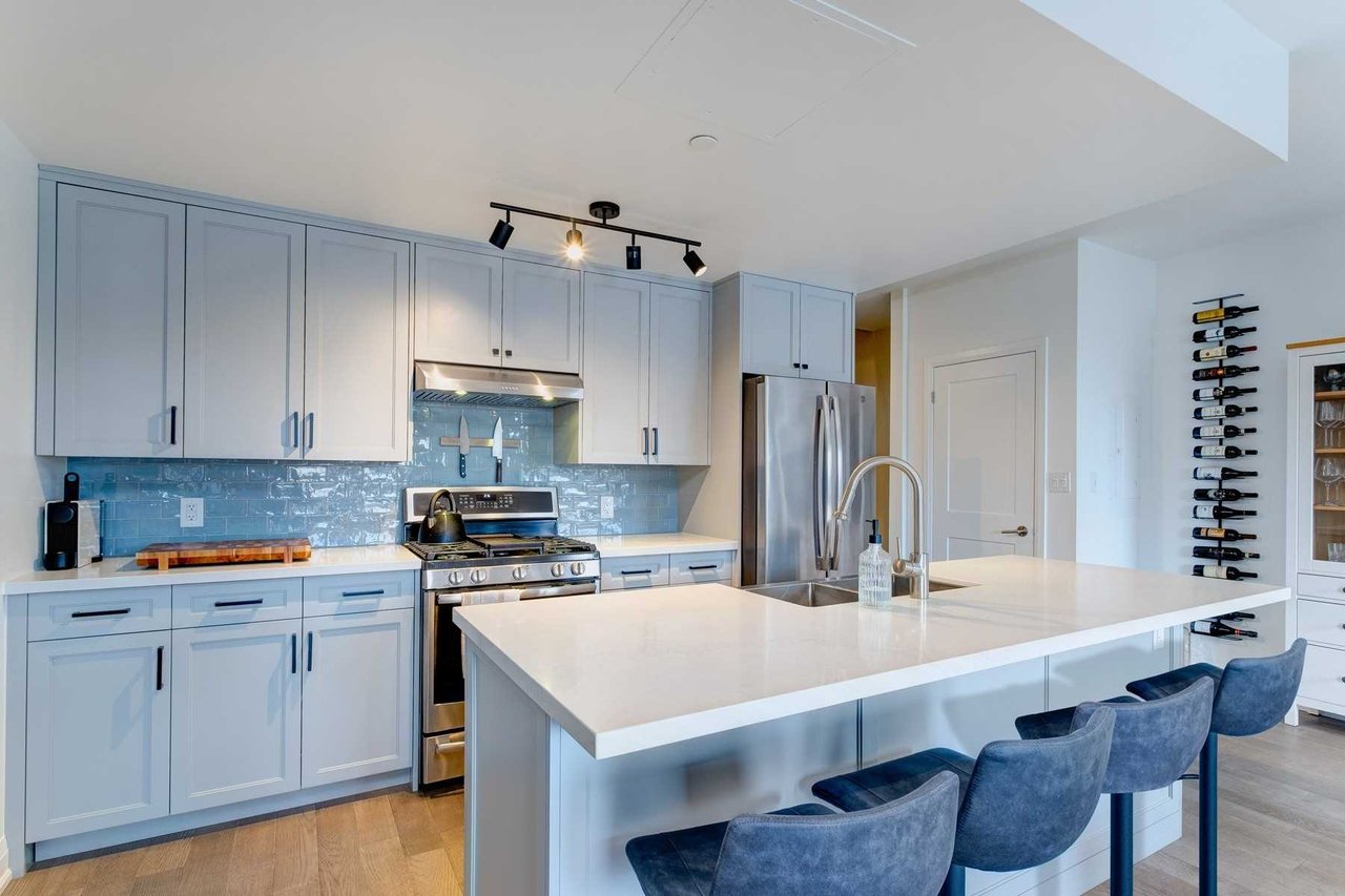 100 Coxwell Ave, Townhouse 3