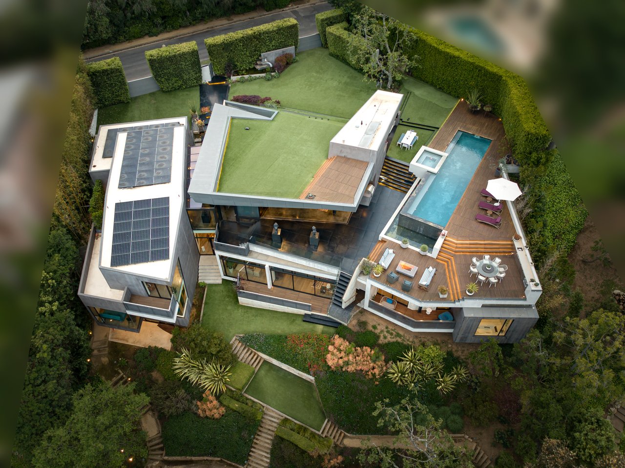 314 N Barrington Ave, Brentwood