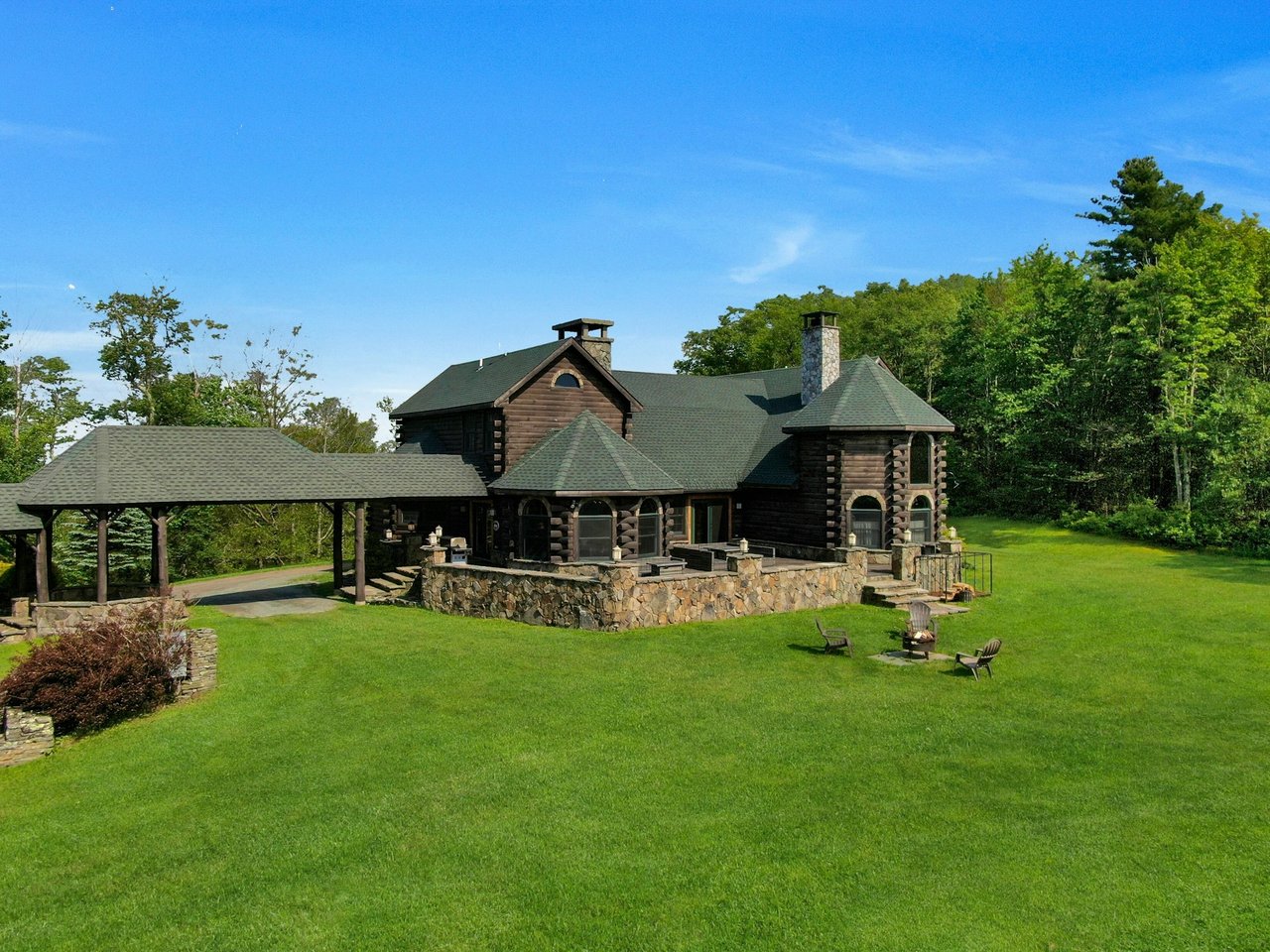 Burt's Lodge