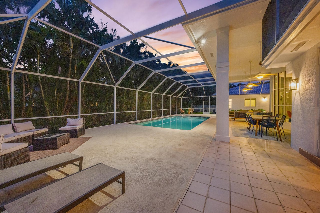 Palmetto Bay Perfection: Spacious, Serene, Stunning