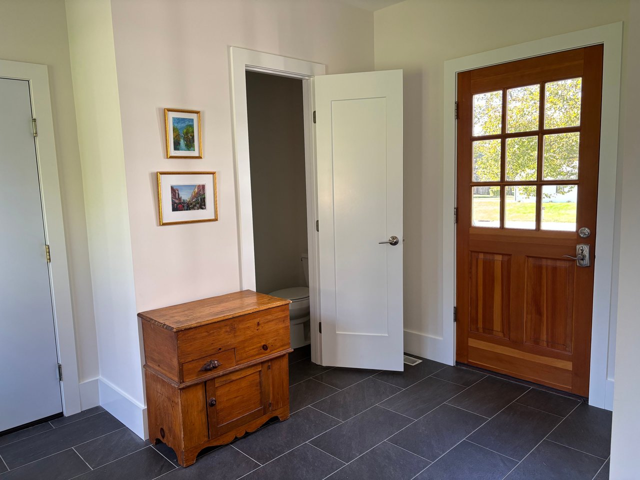 14 Underhill Drive, Southampton