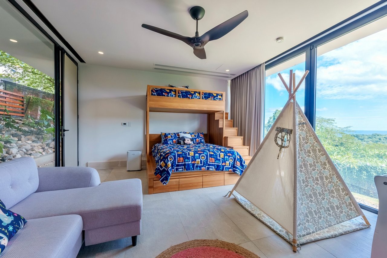 Casa Camino 93 | Luxury Ocean View Estate with Infinity Saltwater Pool in Las Ventanas de Playa Grande