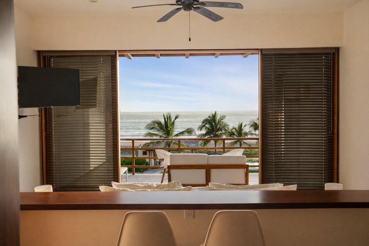 Marea Beachfront Villa C13