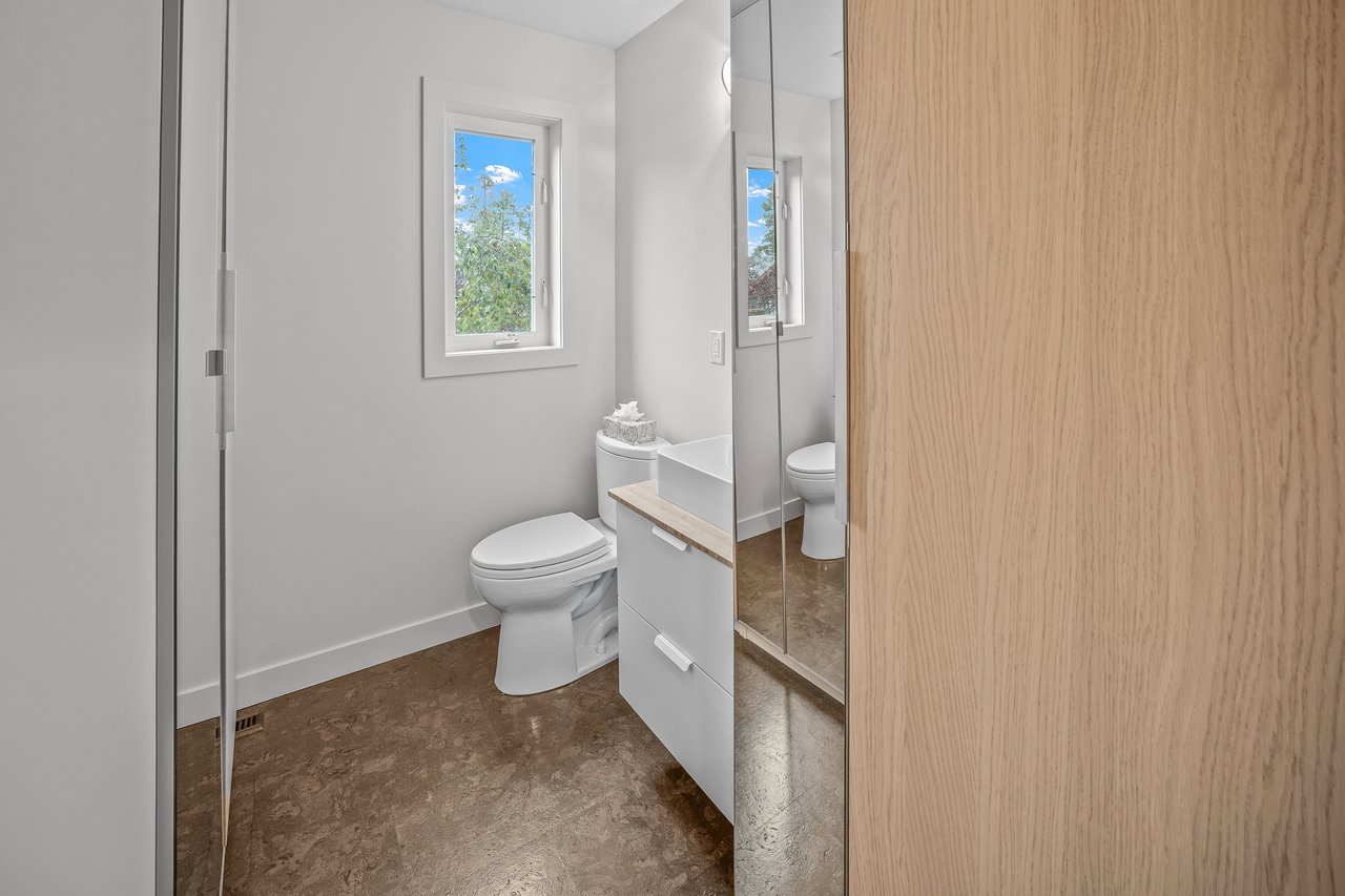 1022 Rundleview Drive Unit: 27