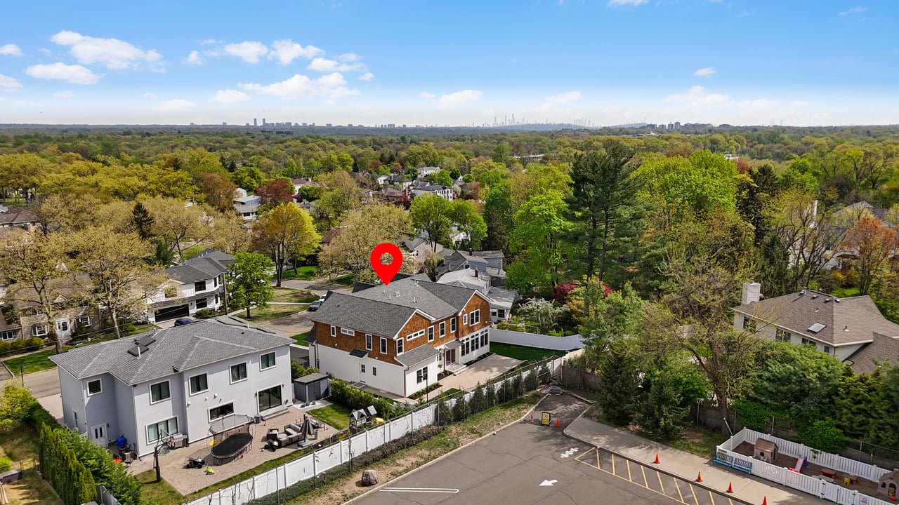 229 Bogert Pl