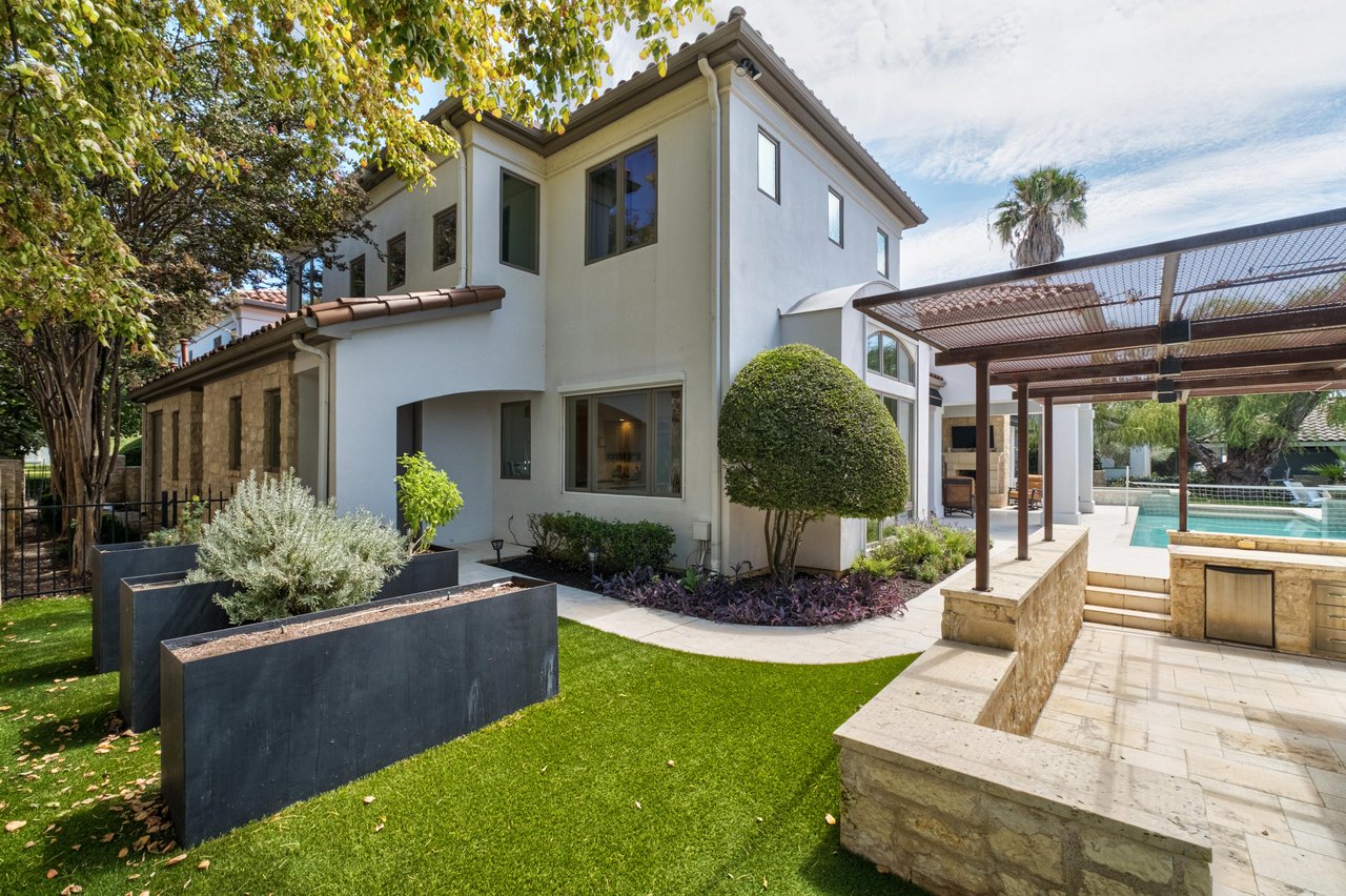 4516 Island Cove