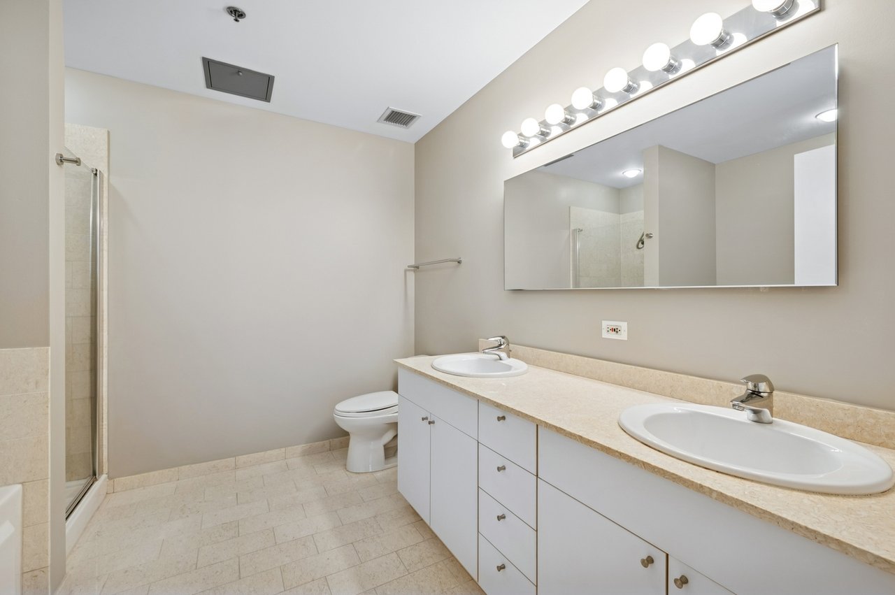 510 W Erie St Unit 604