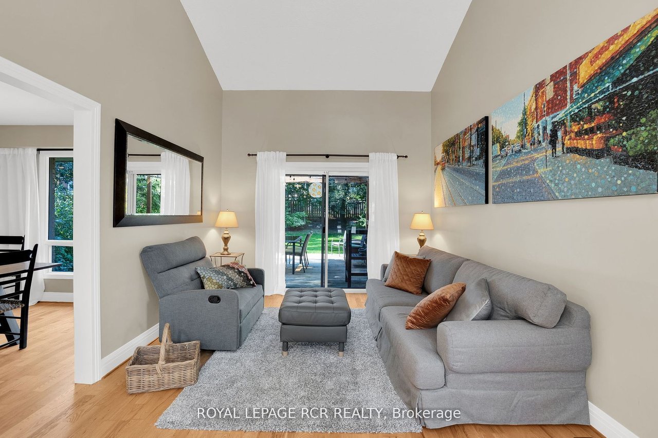 336 Dingle Crt, Caledon