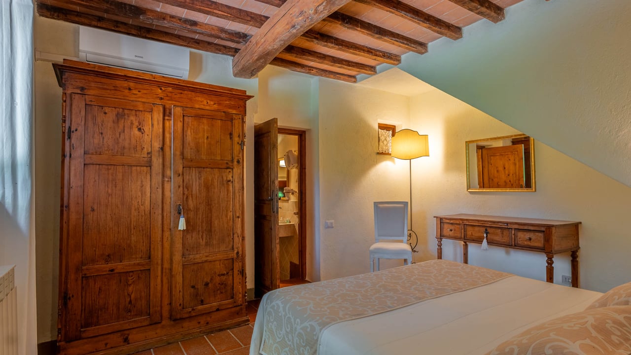 VILLA SOGNO MEDIEVALE