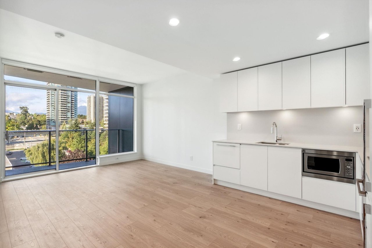 2181 Madison Ave, #705