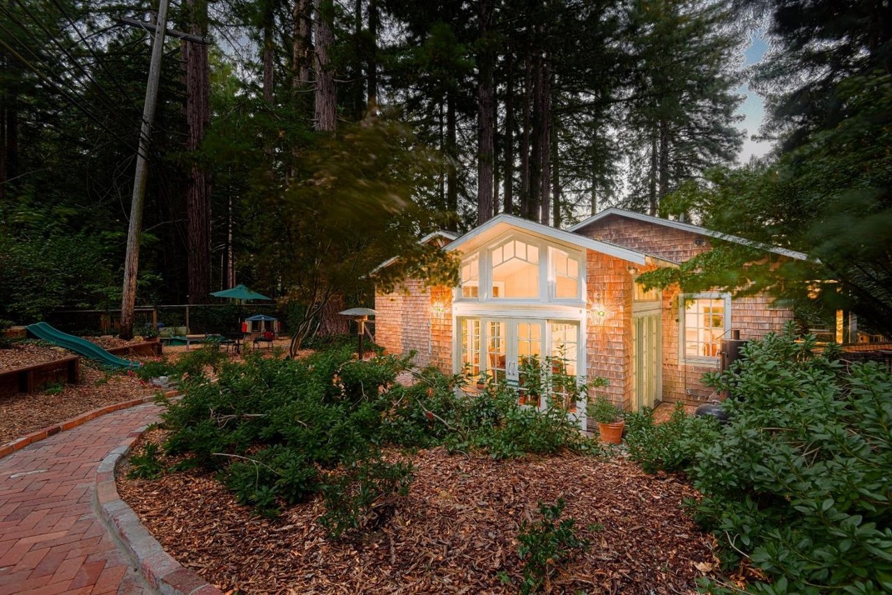 17507 Skyline Boulevard