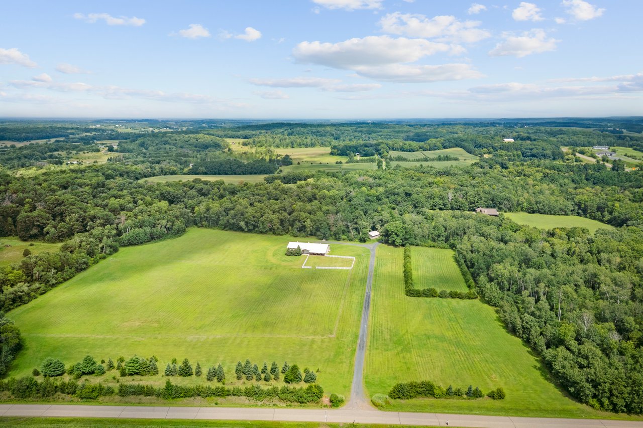 2427 Beede Lake Trail