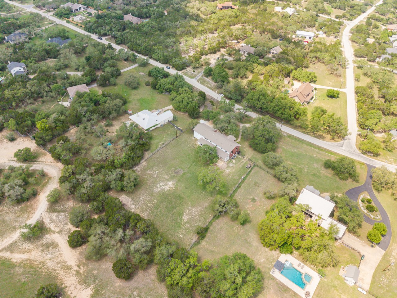 Fully Reimagined Hill Country Retreat w/ Private Guest Apartment + 3-Car Garage