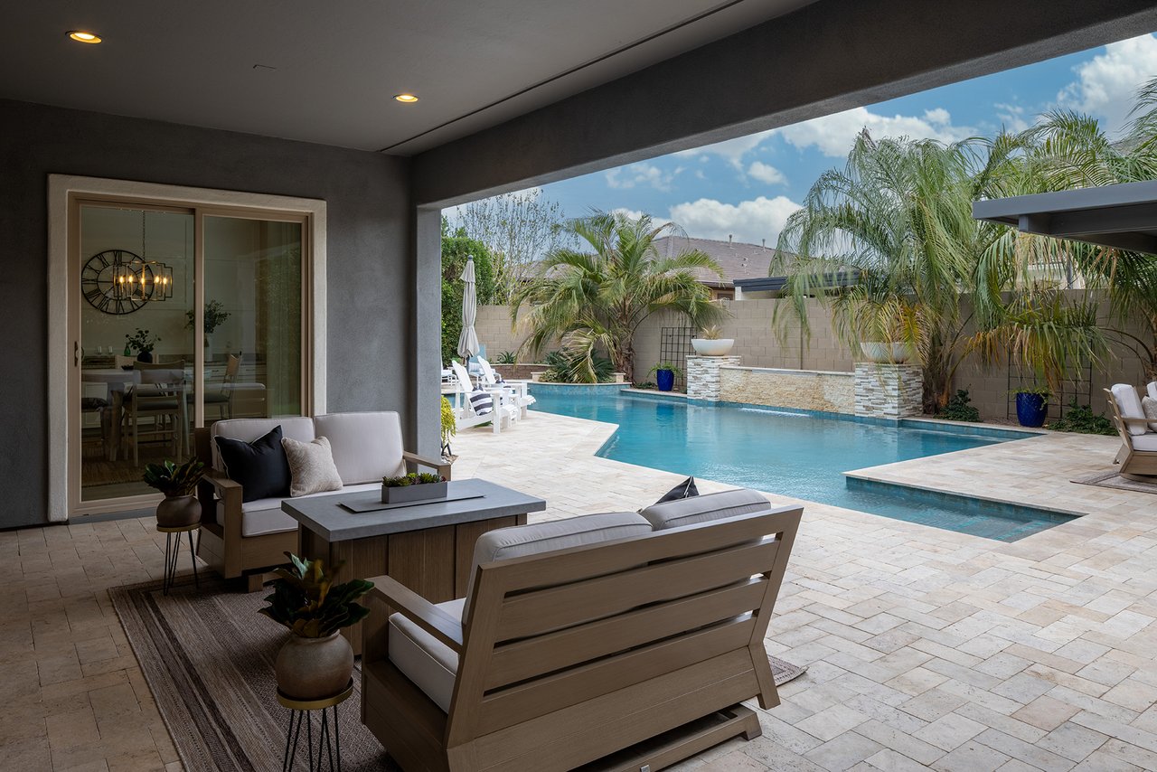 3743 E ARABIAN Drive