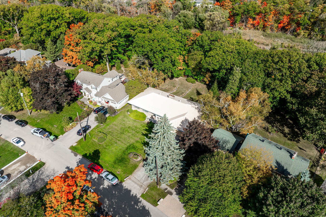 293 River Side Drive