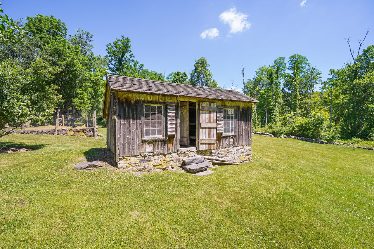 121 Post Office Road
