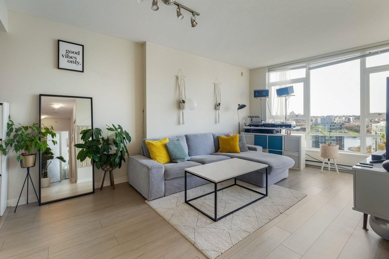 939 Expo Boulevard, #PH3001