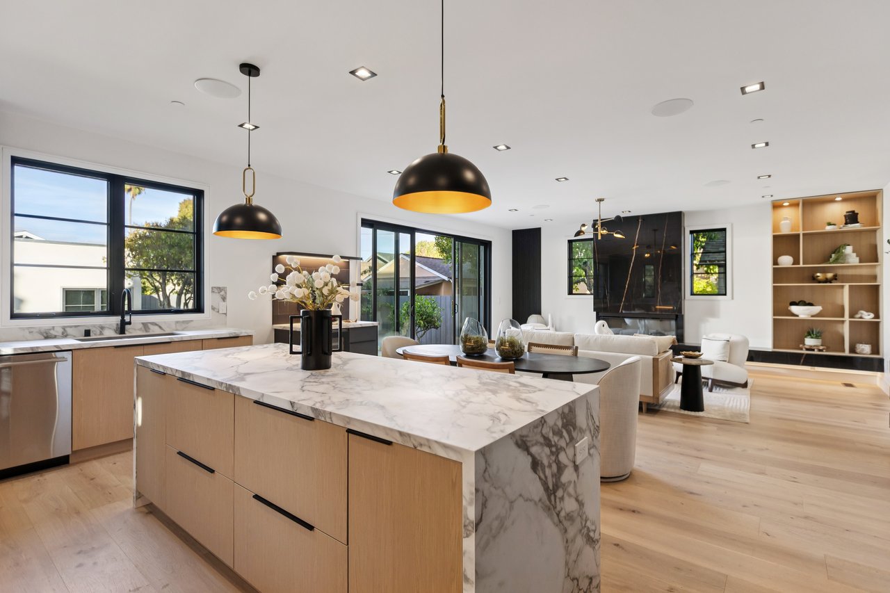 10 Channing Rd, Burlingame