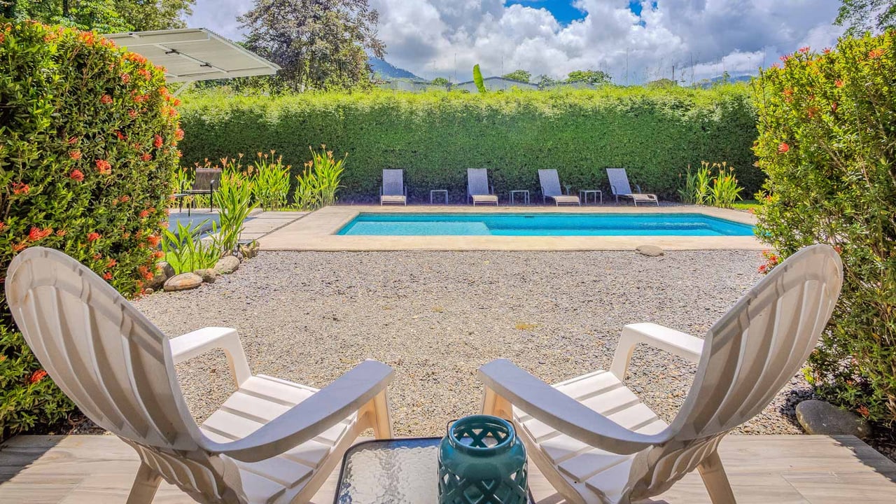 Tropical 3-Cabin Home with Pool and Gardens in the Heart of Uvita