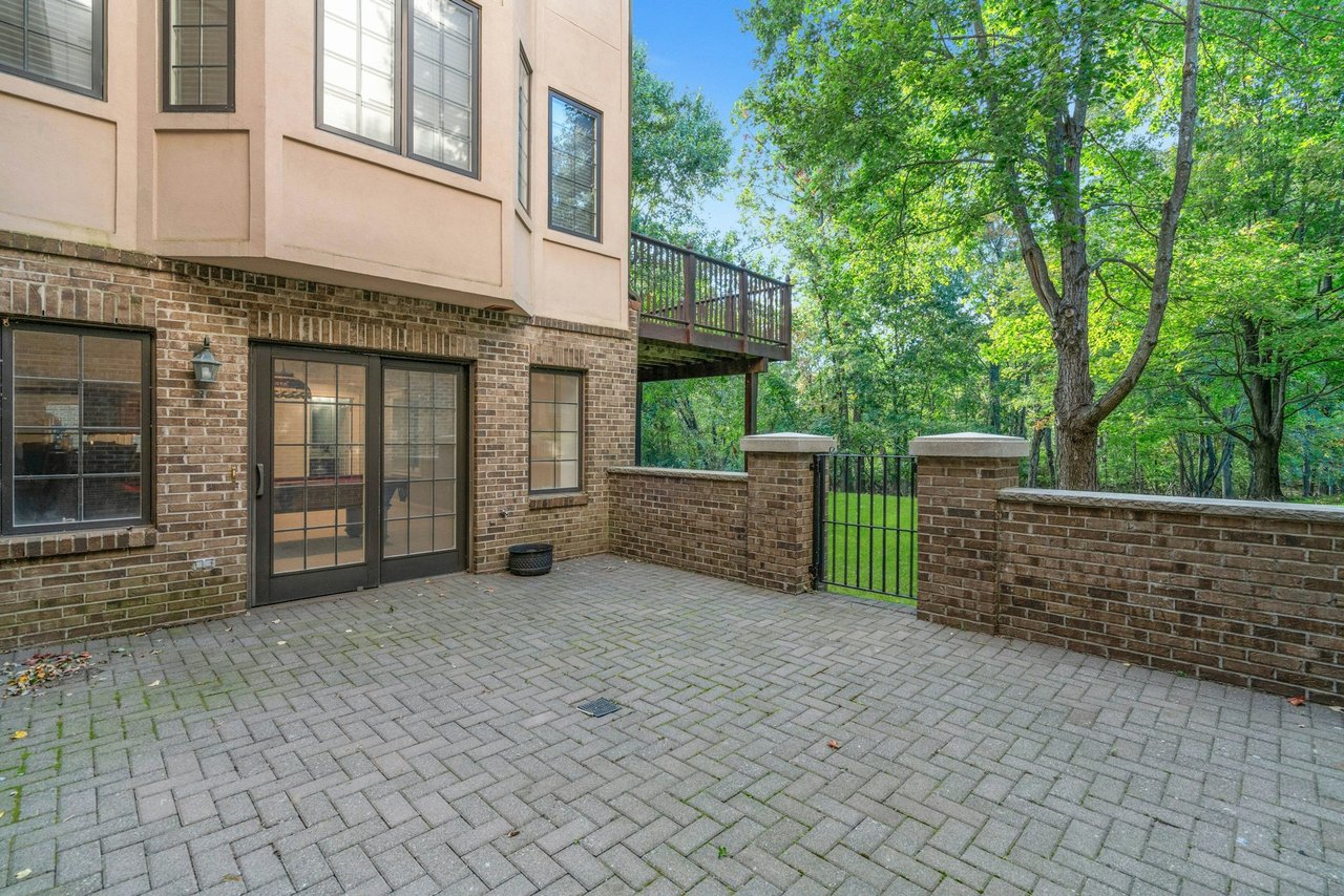 205 Bearwoods Road