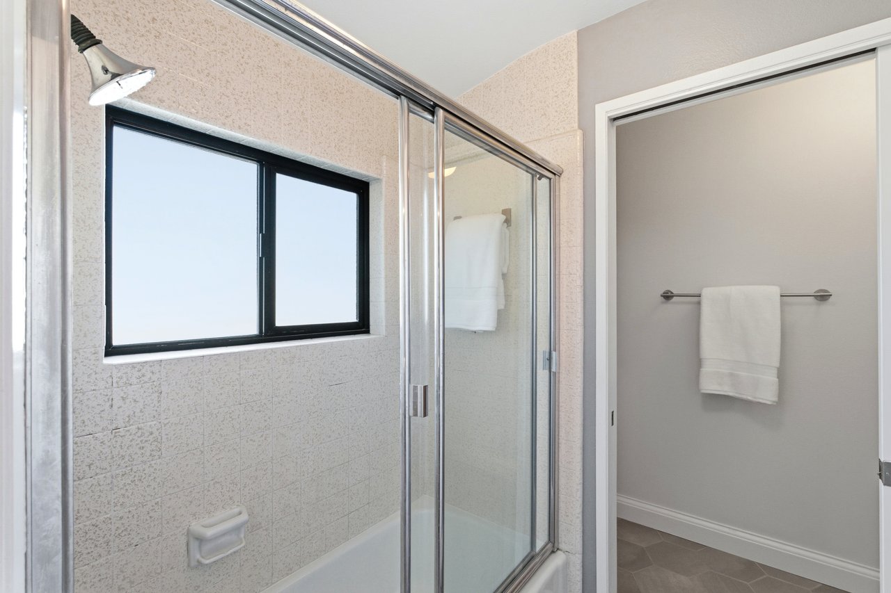 1013 16th St Unit: 101, Santa Monica 