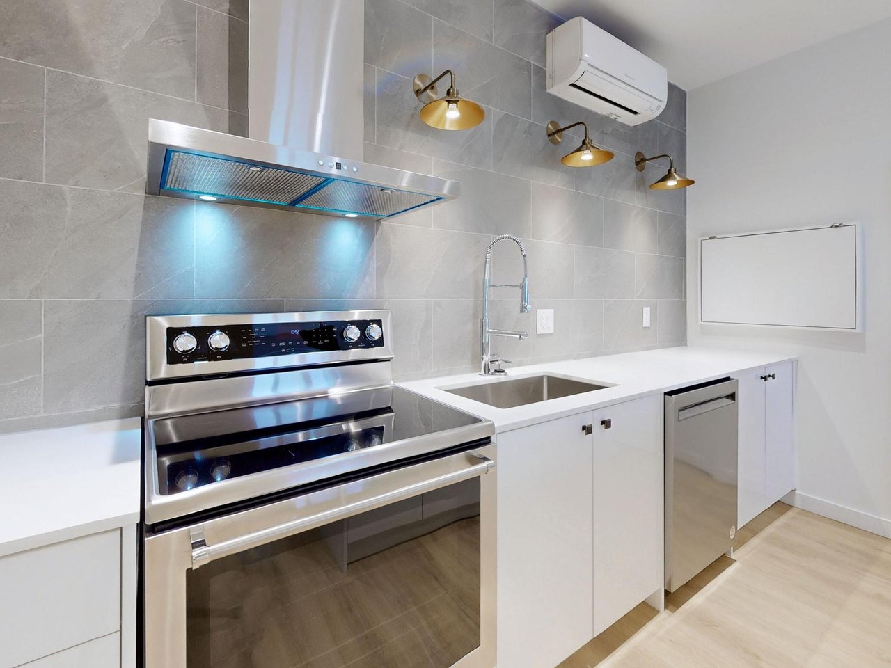 17 Humewood Dr Suite 2