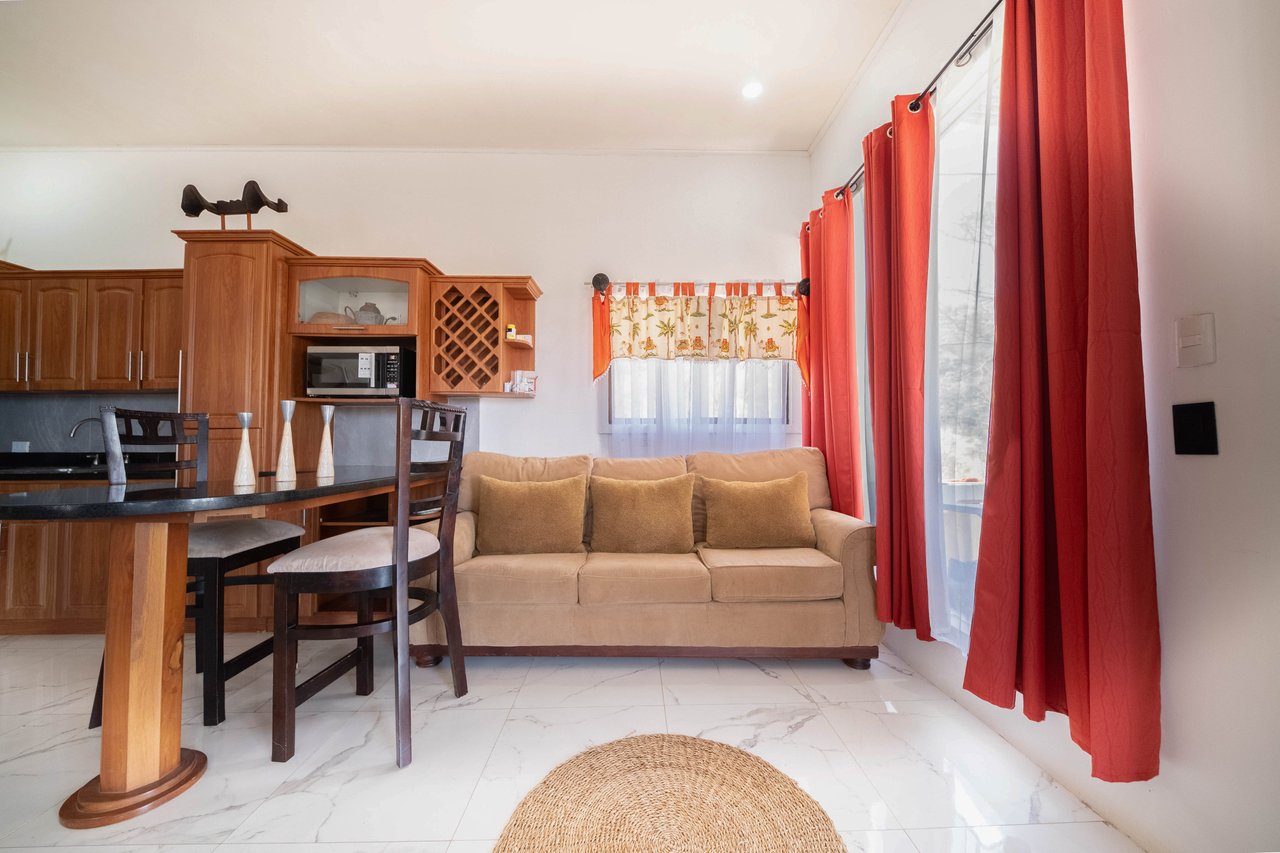 Finca Las Ventanas | Expansive Mountain View Estate Near Potrero