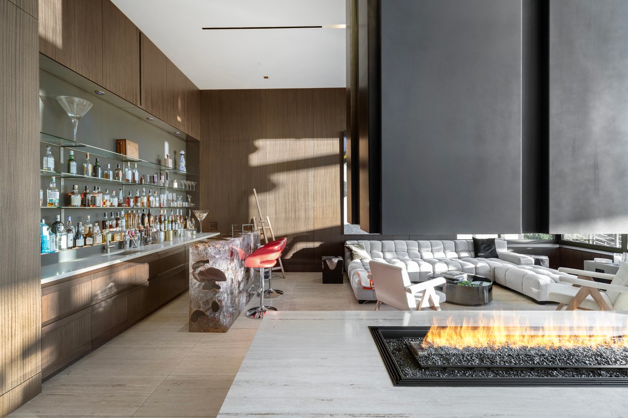 1305 Collingwood Pl