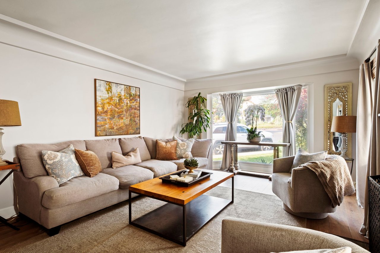 1274 Eagle Vista Drive