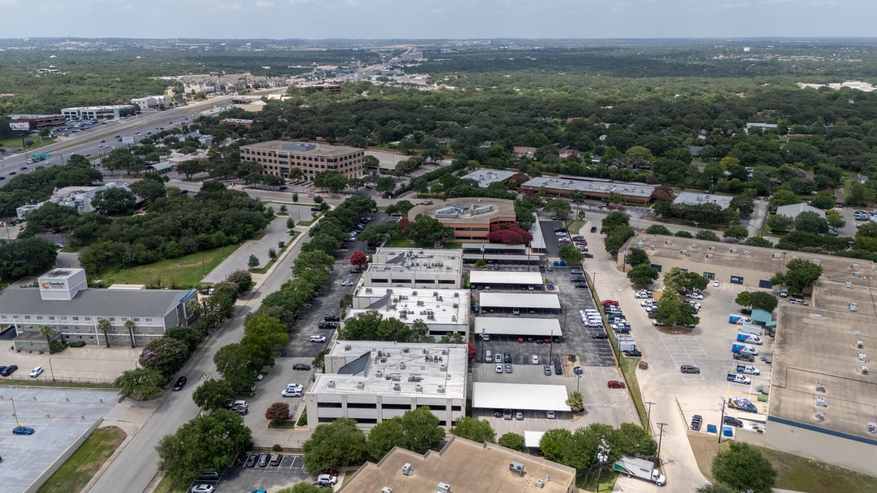 Independence Plaza I & II | Move-in Ready Spec Suites | For Lease
