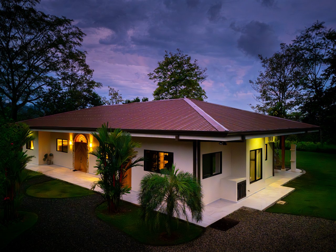 Modern Tropical Retreat - Private Oasis in Ojochal