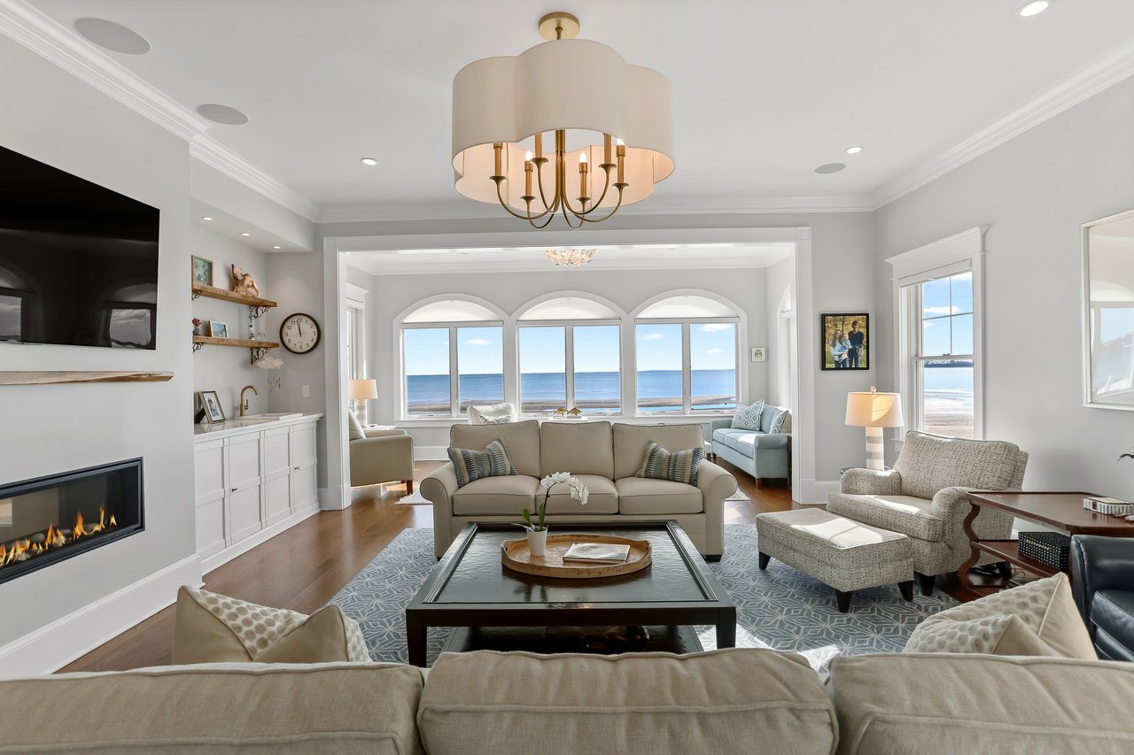 WATERFRONT LUXURY * PRIVATELY SOLD * RECORD SETTING PRICE