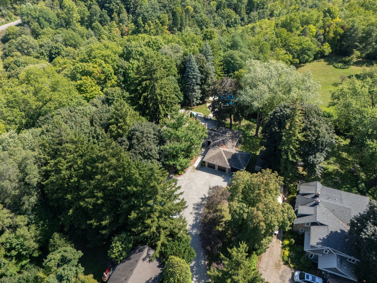 24 School Street, Waterdown